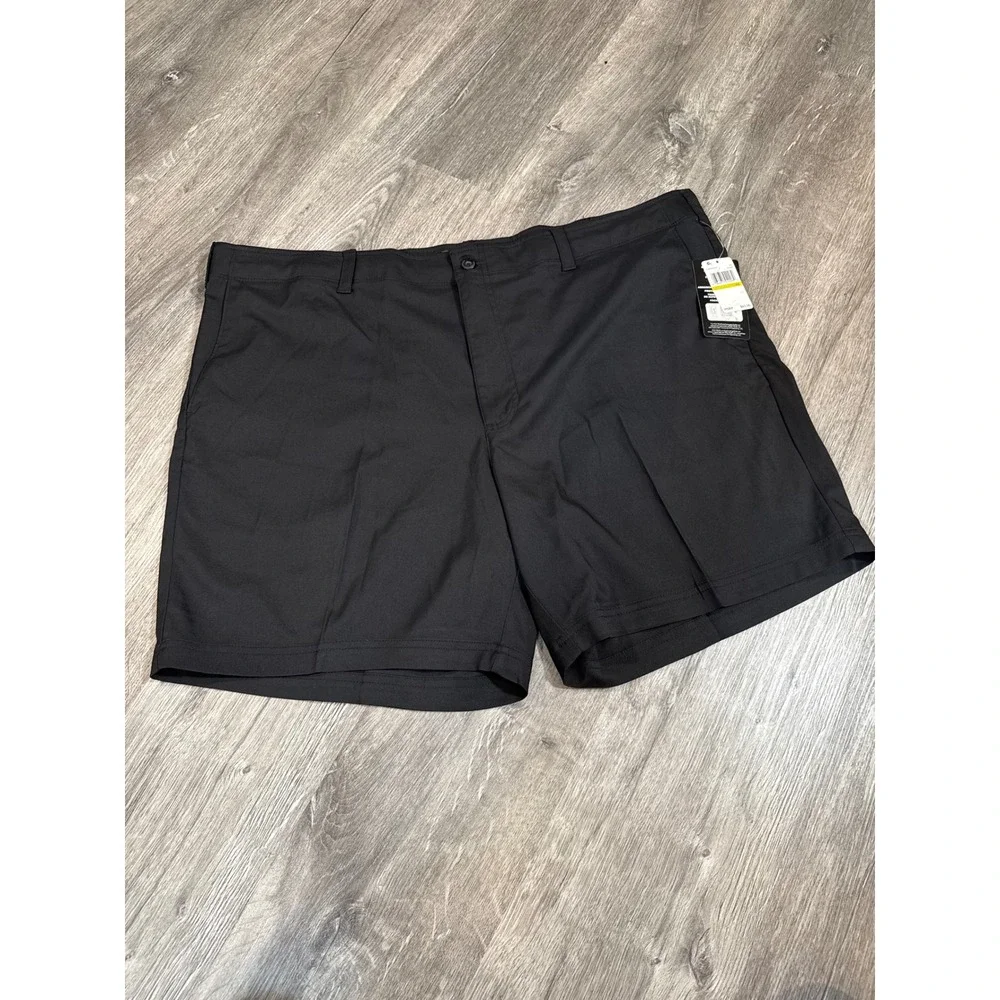 PGA Tour Mens Golf Shorts Caviar Black Active Stretch Waistband Size 44‎ NWT